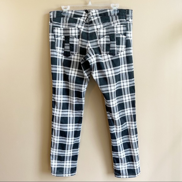 Tripp NYC Black & White Plaid Skinny Pants Size 13 - Picture 4 of 8